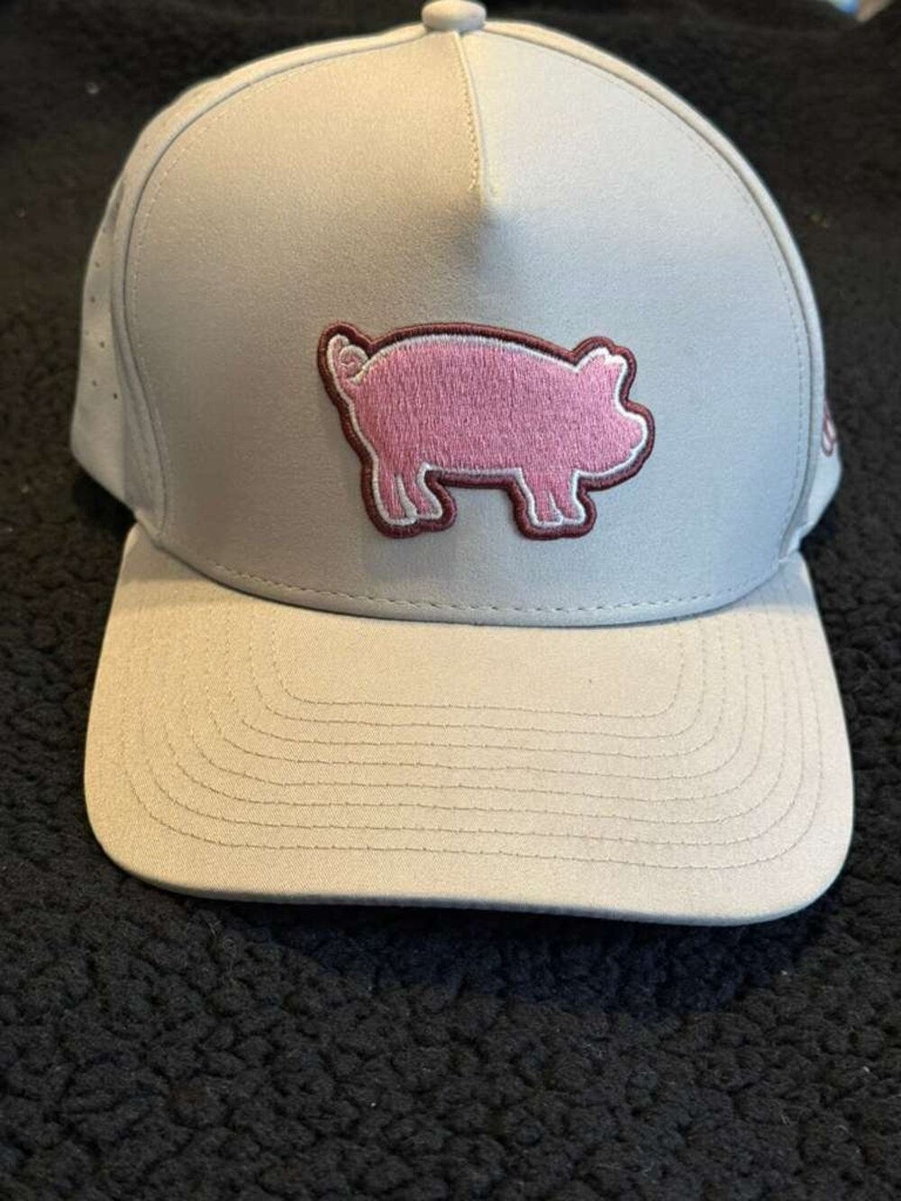 Waggle Golf Ham It Up Pig Snapback Hat Gray Pink Performance Breathable Cap OS
